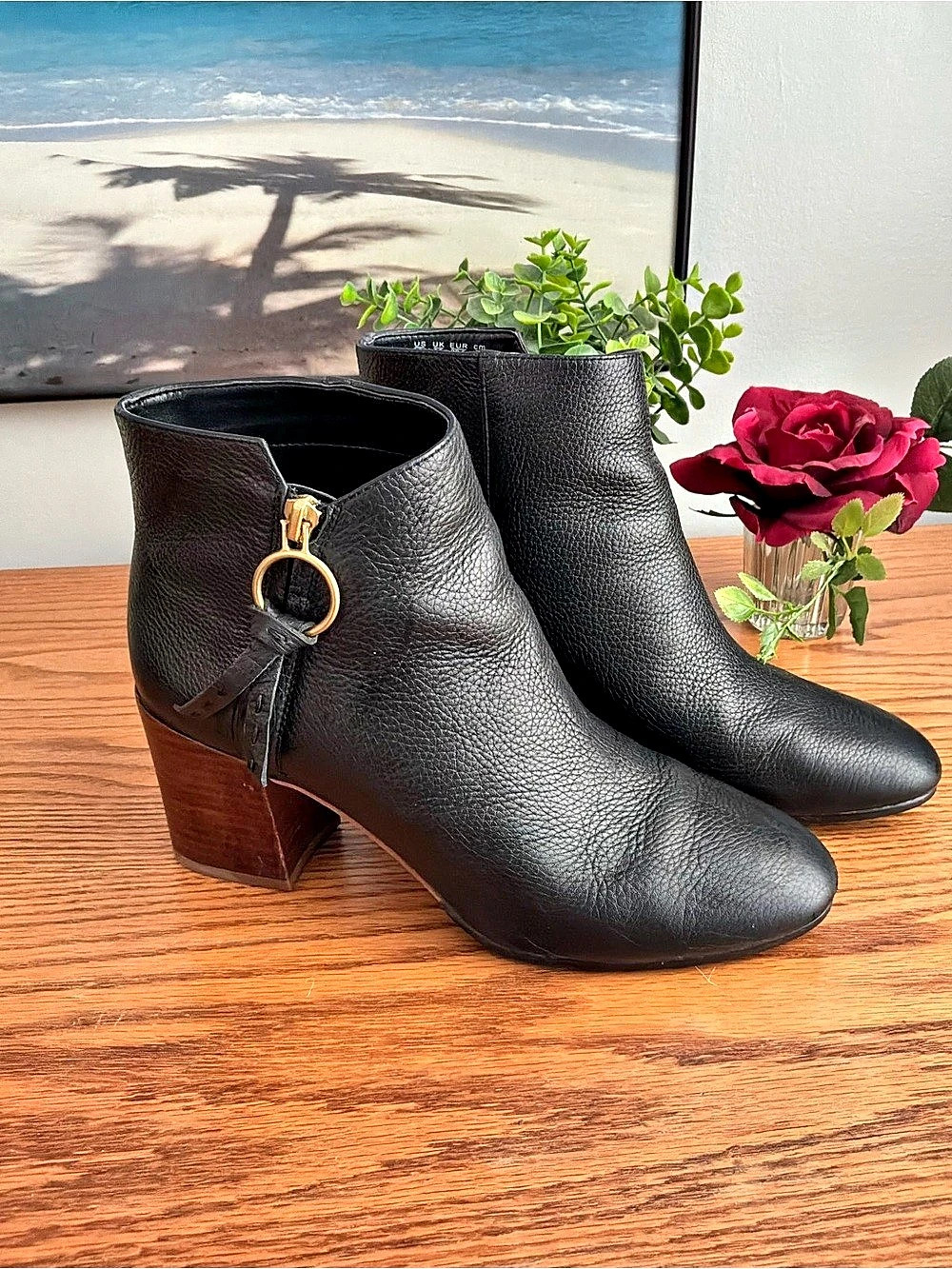 Callahan Leather Black Leather Ankle Boots US 8.5 Like New